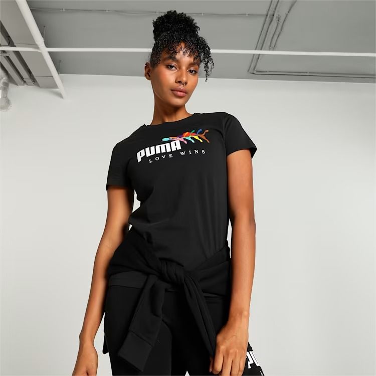 T-SHIRT ESS+ LOVE WINS TEE  679996-01