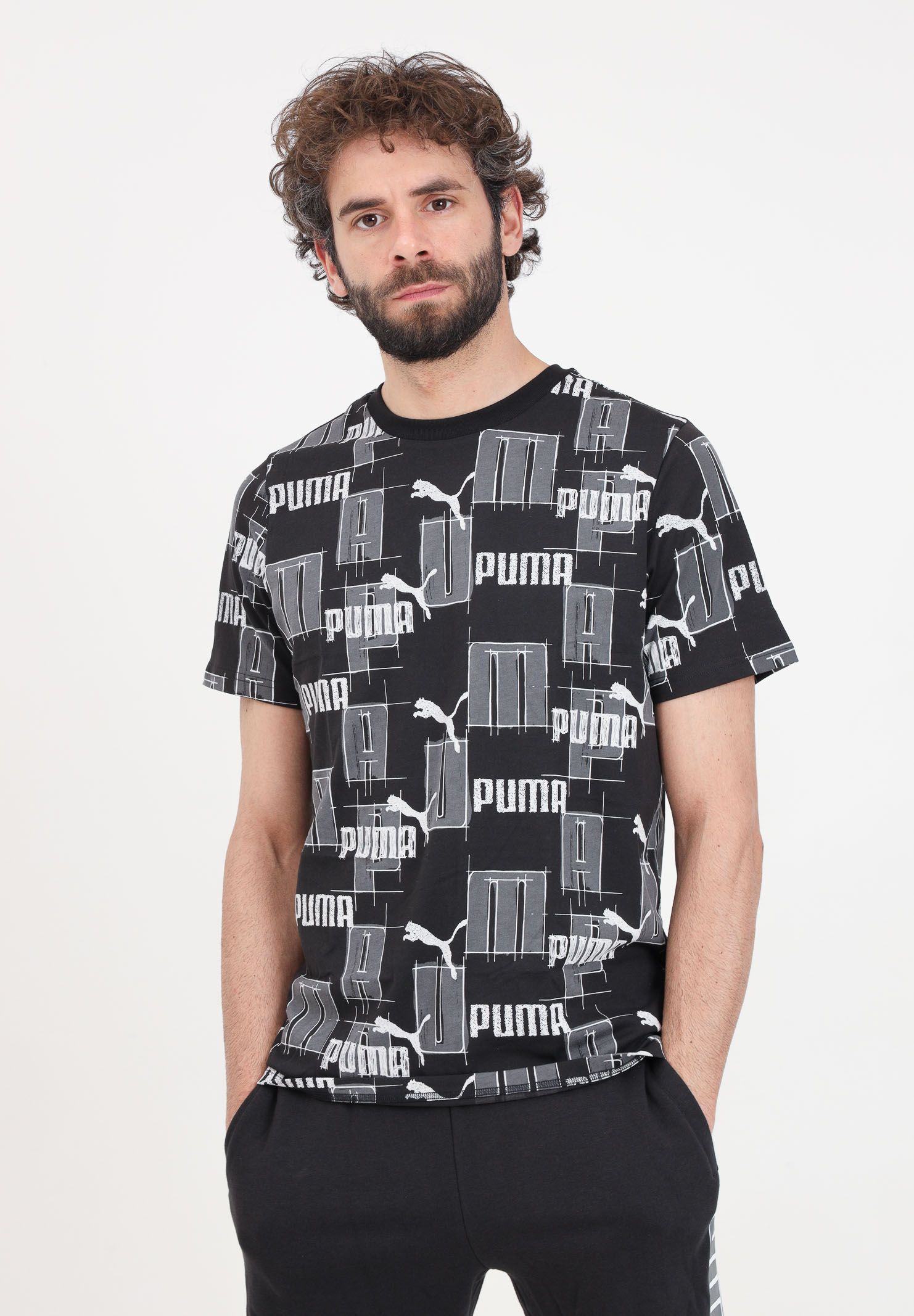 T-SHIRT ESS+ LOGO LAB AOP  678982-01