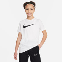 T-SHIRT YOUTH SWOOSH CW6941-100
