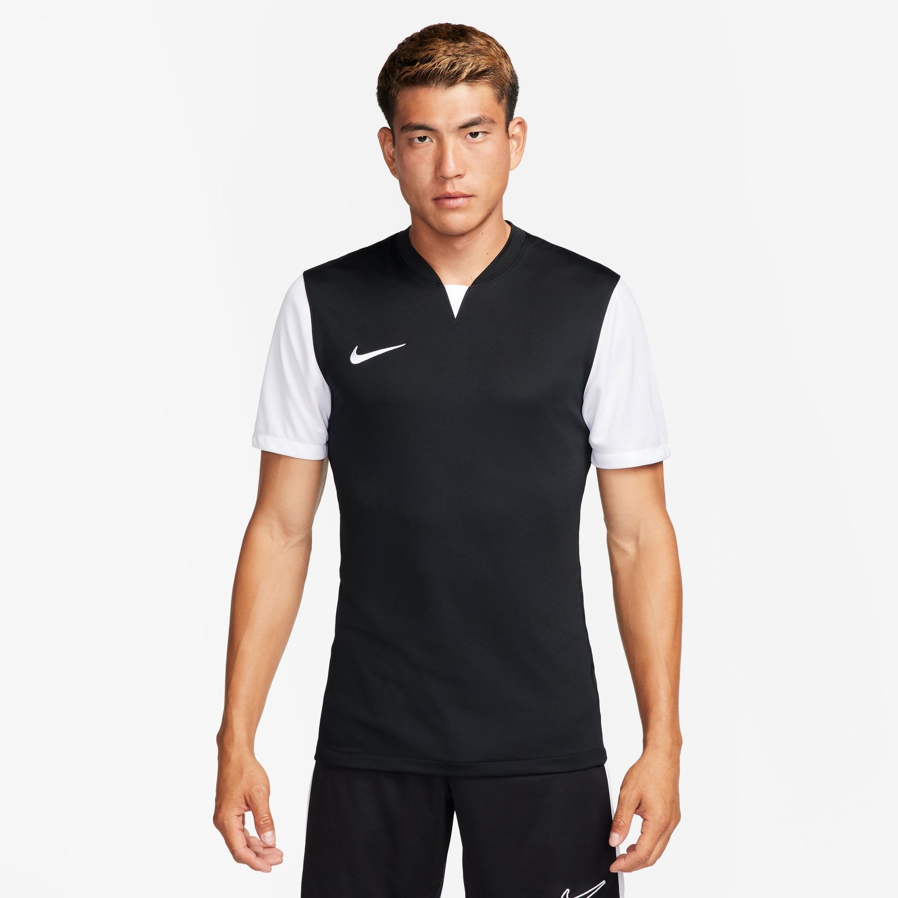 T-SHIRT NIKE TROPHY V DR0933-010
